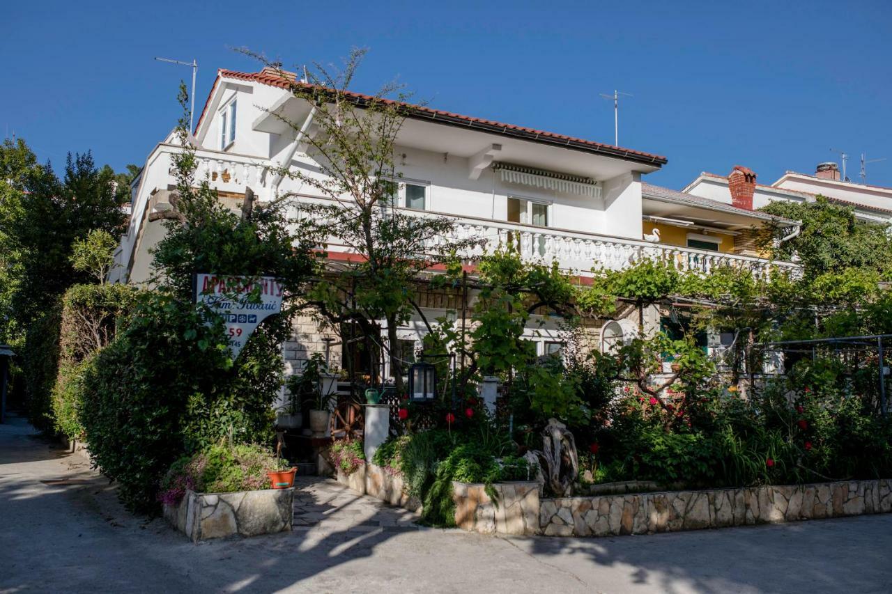 Apartment Marina Rab Town Exterior photo